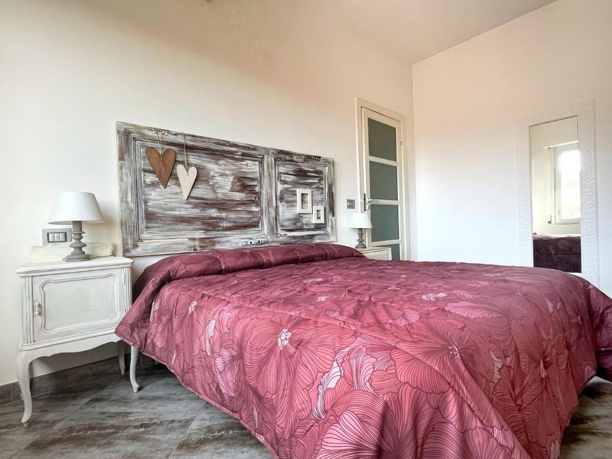 Il Nido Di Giraben Apartment Savona Bagian luar foto