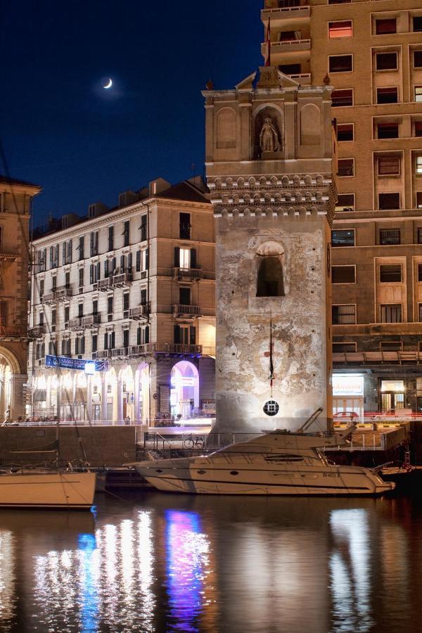 Il Nido Di Giraben Apartment Savona Bagian luar foto
