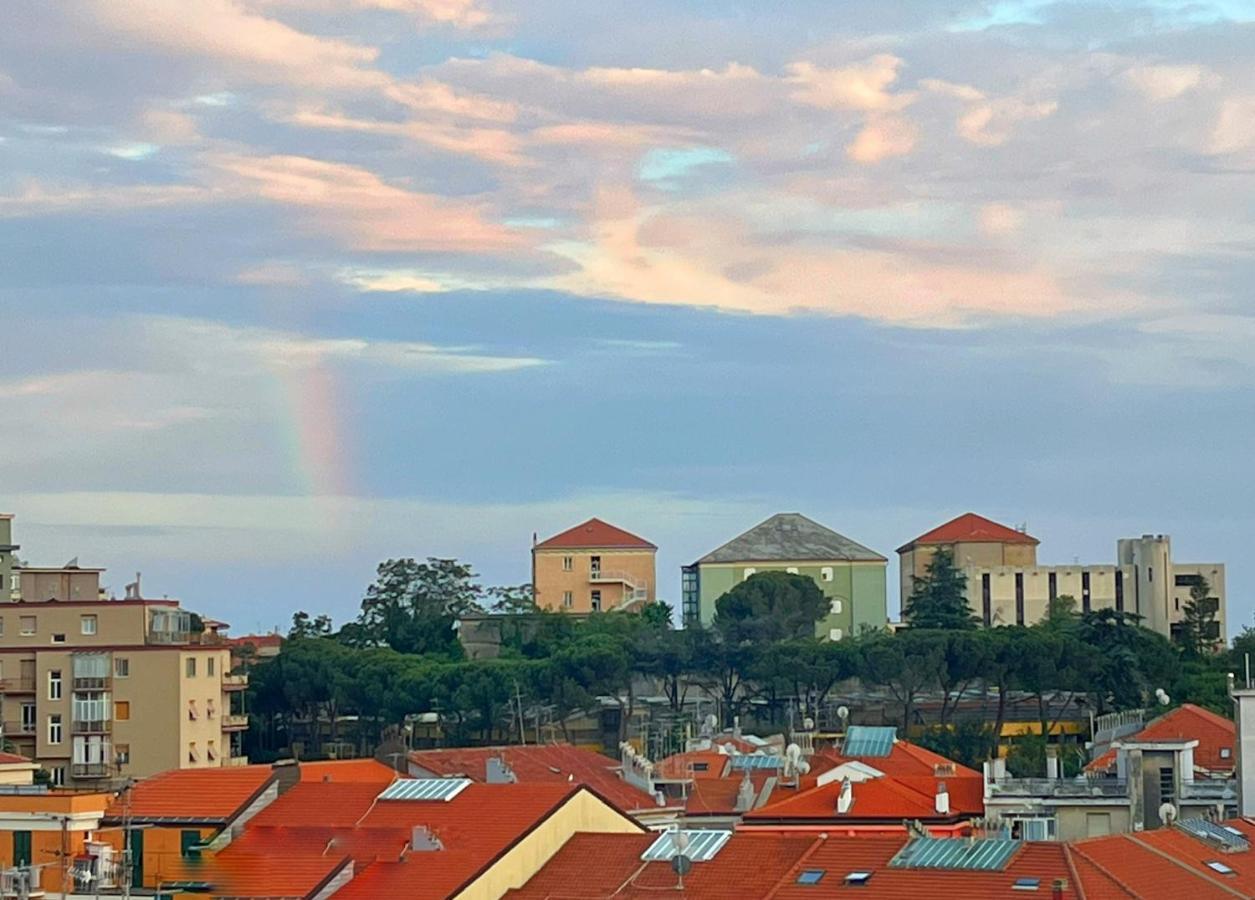 Il Nido Di Giraben Apartment Savona Bagian luar foto